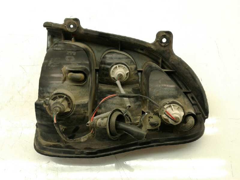 Recambio de piloto trasero izquierdo para kia carnival td ls travel referencia OEM IAM 0K55A51160A  