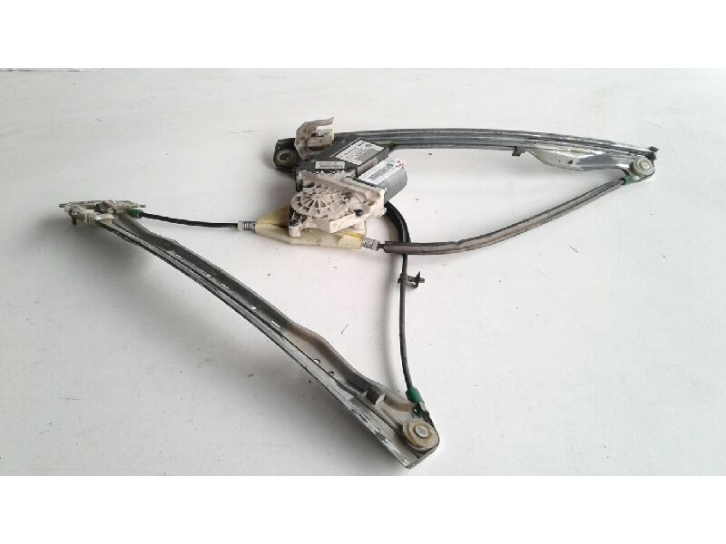 Recambio de elevalunas delantero derecho para citroen c5 berlina 2.0 hdi sx referencia OEM IAM 9222J5  