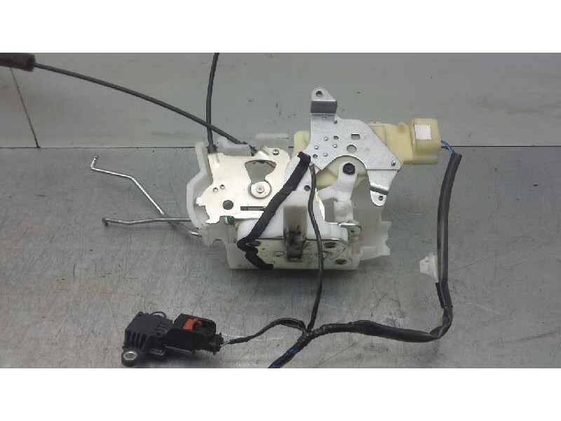 Recambio de cerradura puerta delantera izquierda para isuzu d-max 2.5 twin turbodiesel referencia OEM IAM   
