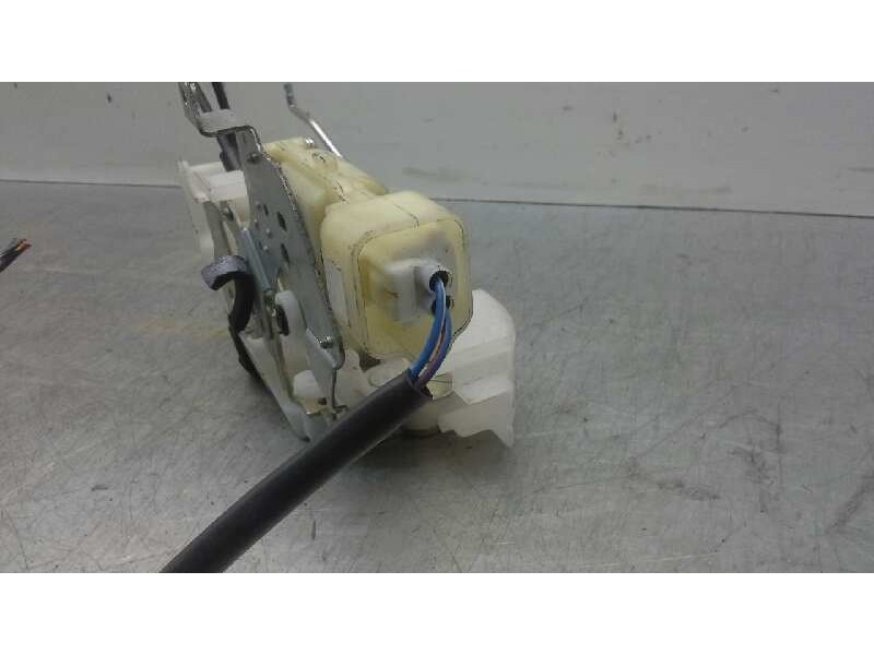 Recambio de cerradura puerta delantera izquierda para isuzu d-max 2.5 twin turbodiesel referencia OEM IAM   