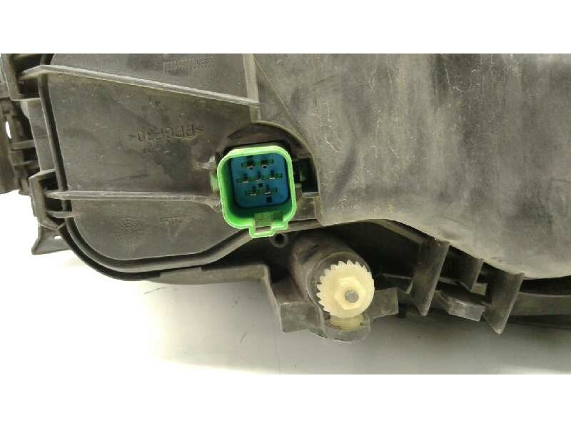 Recambio de faro izquierdo para ford mondeo berlina (ge) ghia referencia OEM IAM 1435624  
