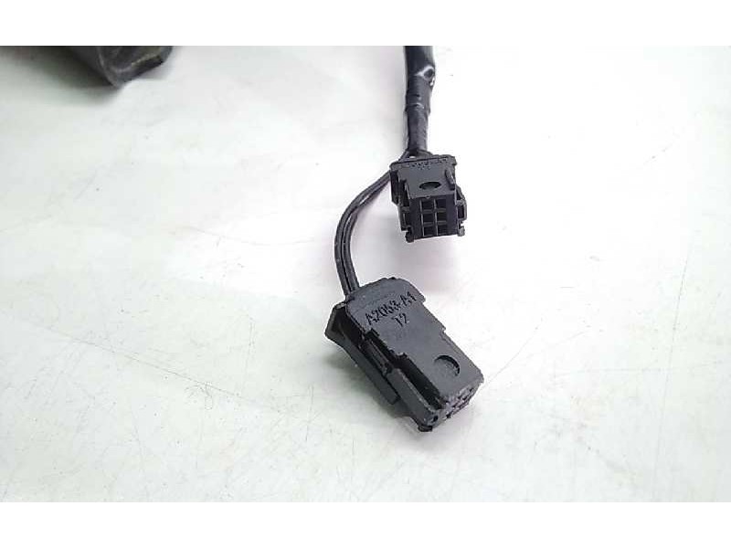 Recambio de retrovisor derecho para peugeot 1007 dolce referencia OEM IAM   