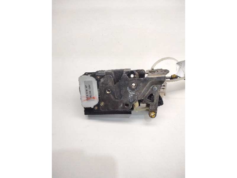 Recambio de cerradura puerta delantera izquierda para chevrolet alero 2.4 ltr referencia OEM IAM 16637709  