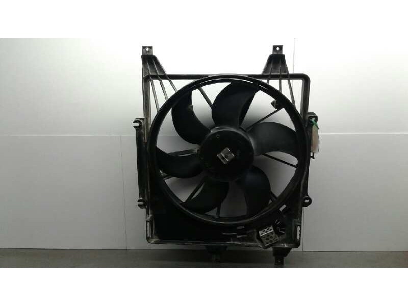 Recambio de electroventilador para renault kangoo (f/kc0) 1.5 dci diesel referencia OEM IAM 8240363 8200103801 