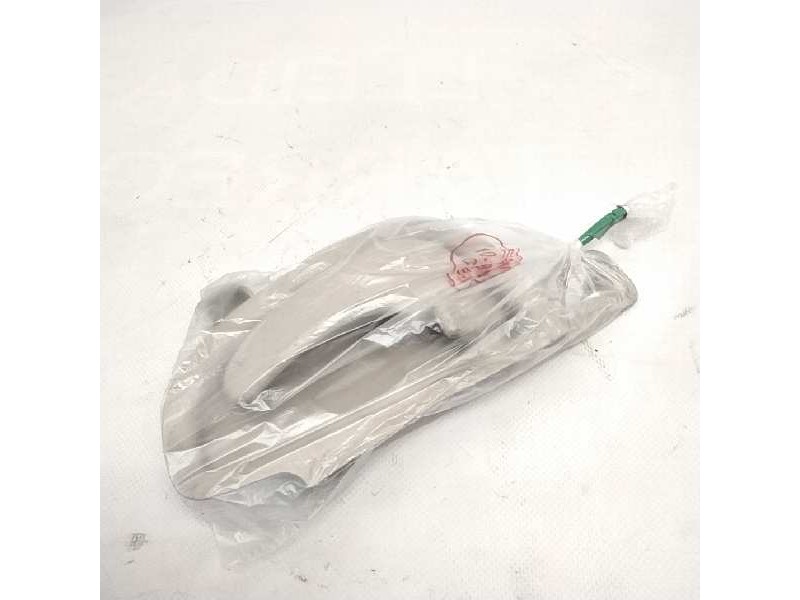 Recambio de maneta interior delantera izquierda para chevrolet alero 2.4 ltr referencia OEM IAM   