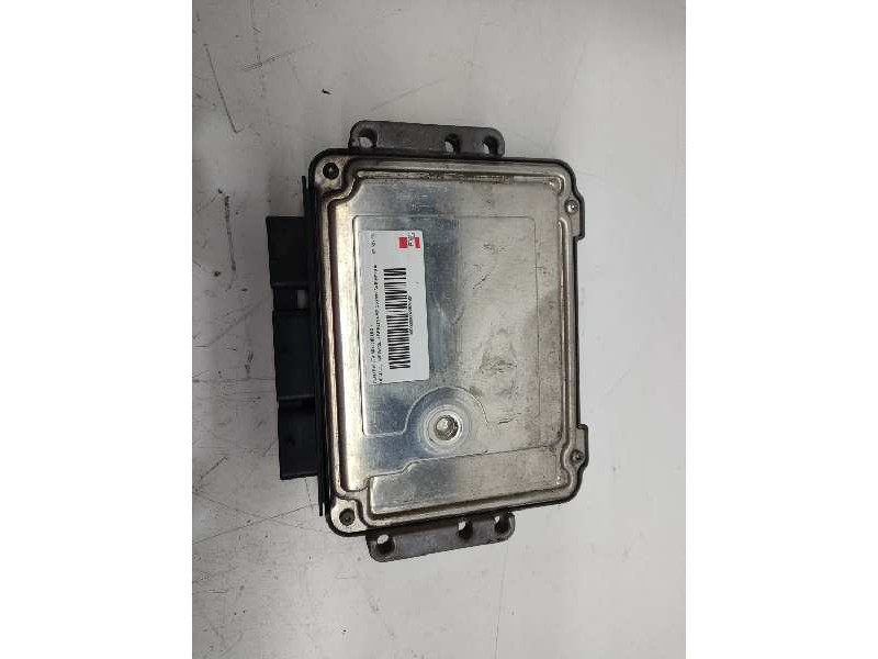 Recambio de centralita motor uce para renault megane ii berlina 5p confort authentique referencia OEM IAM 0281011549  