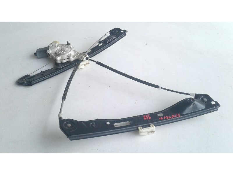 Recambio de elevalunas delantero derecho para bmw serie 1 berlina (e81/e87) 118d referencia OEM IAM 51337138466  