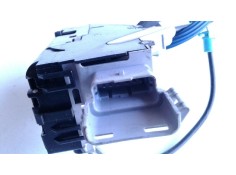 Recambio de cerradura puerta trasera izquierda para citroen c4 berlina collection referencia OEM IAM 9137Q2   2