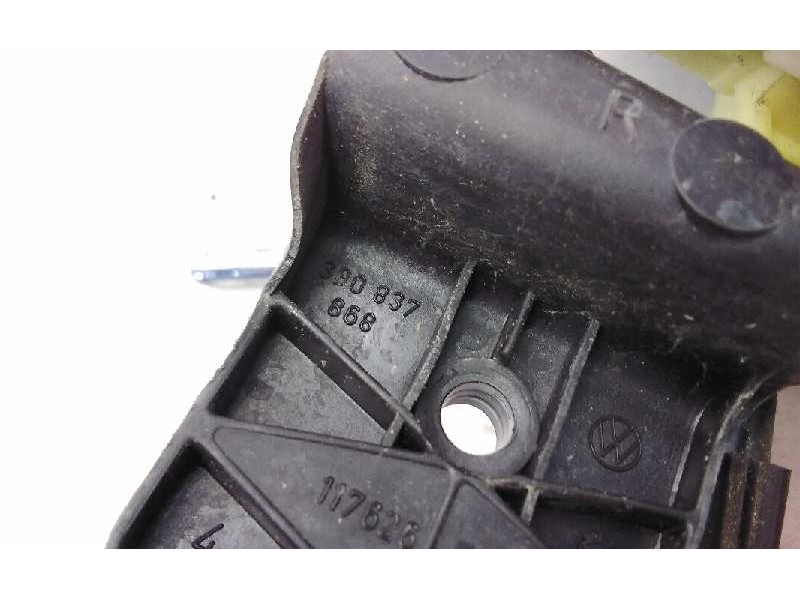 Recambio de cerradura puerta delantera derecha para skoda superb (3u4) elegance referencia OEM IAM 3B0837868  
