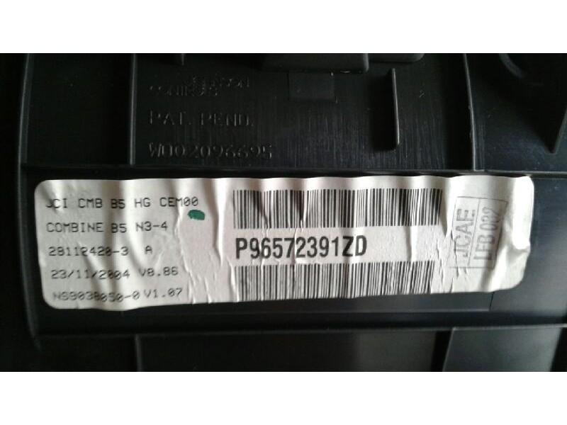 Recambio de cuadro instrumentos para citroen c4 berlina collection referencia OEM IAM 6106WA  