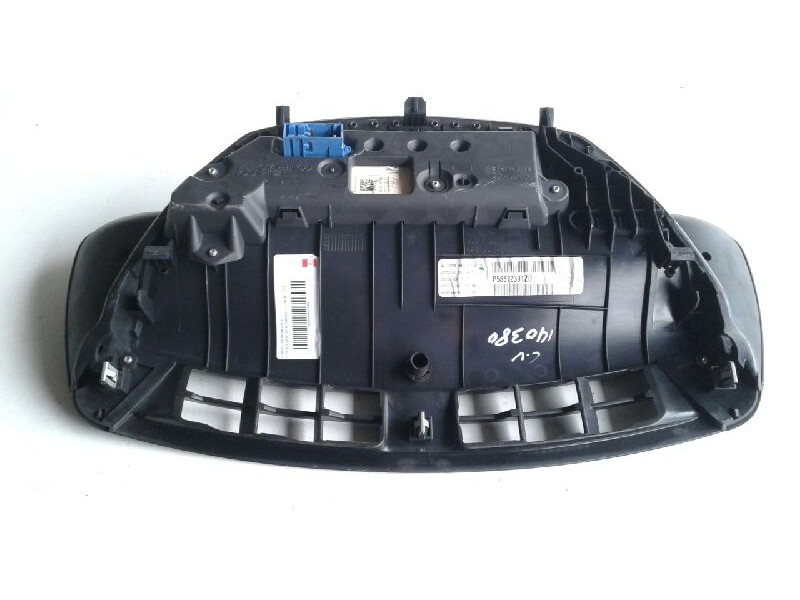 Recambio de cuadro instrumentos para citroen c4 berlina collection referencia OEM IAM 6106WA  