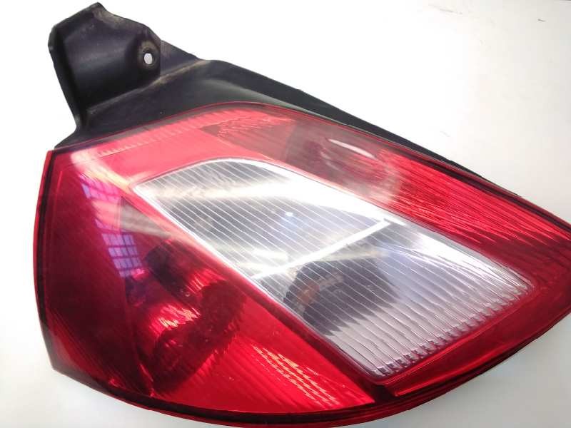 Recambio de piloto trasero izquierdo para renault megane ii berlina 5p confort authentique referencia OEM IAM 8200073236  