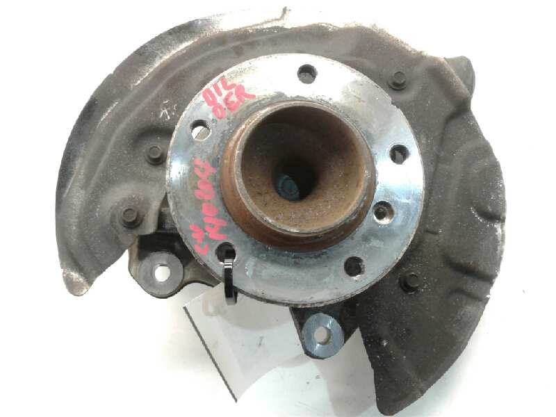 Recambio de mangueta delantera derecha para bmw serie 1 berlina (e81/e87) 118d referencia OEM IAM 31216793924  