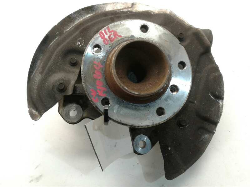 Recambio de mangueta delantera derecha para bmw serie 1 berlina (e81/e87) 118d referencia OEM IAM 31216793924  