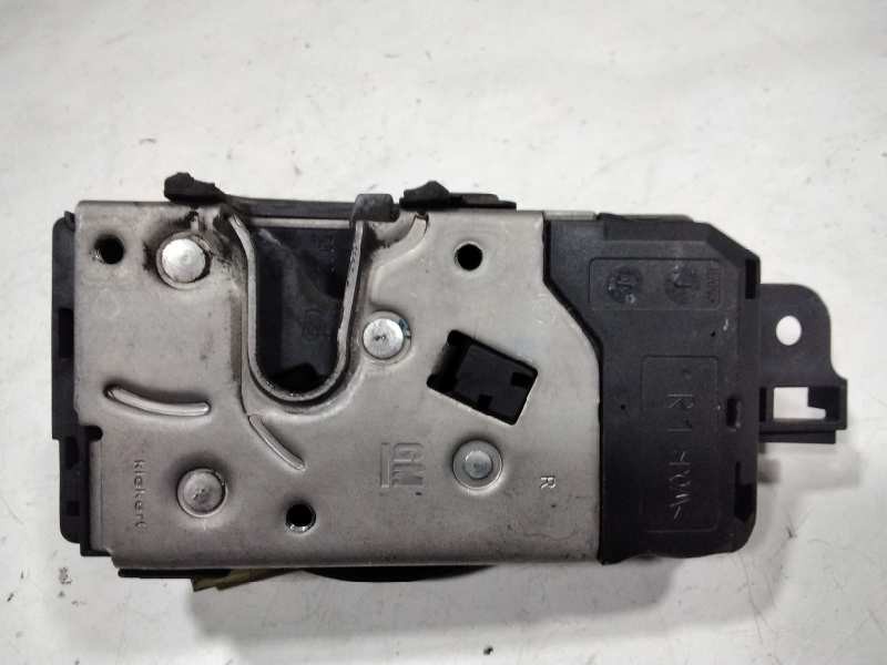 Recambio de cerradura puerta delantera derecha para opel astra h berlina cosmo referencia OEM IAM 13128122  