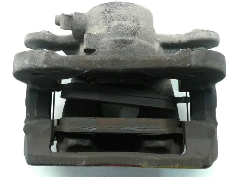 Recambio de pinza freno delantera derecha para bmw serie 1 berlina (e81/e87) 118d referencia OEM IAM 34116774682  