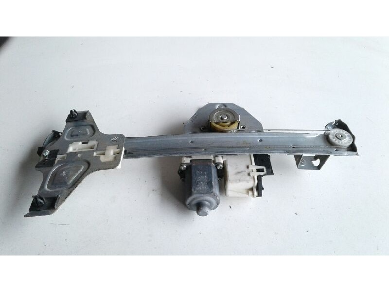 Recambio de elevalunas trasero derecho para citroen c4 berlina collection referencia OEM IAM 922488  