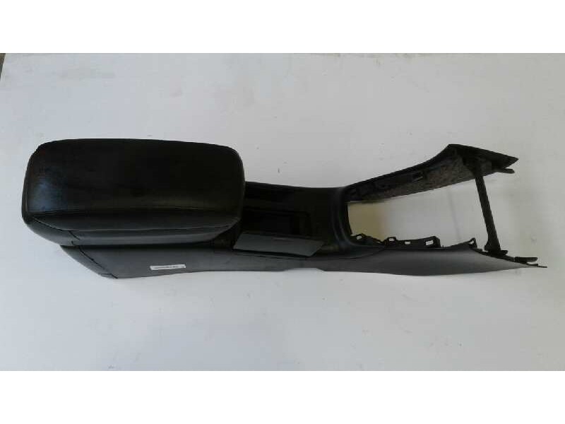 Recambio de consola central para toyota avensis berlina (t25) 2.2 d-4d executive sedán (4-ptas.) referencia OEM IAM   