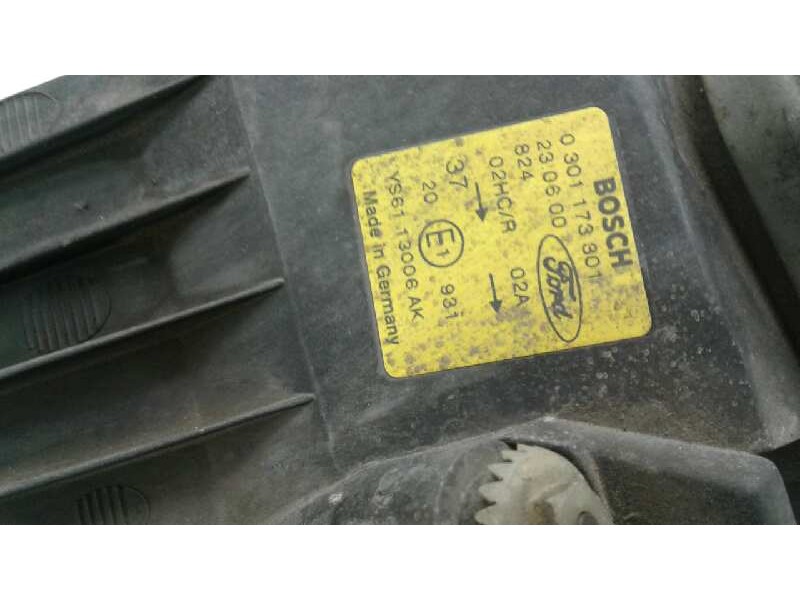 Recambio de faro izquierdo para ford fiesta berlina (dx) básico referencia OEM IAM 1127897  