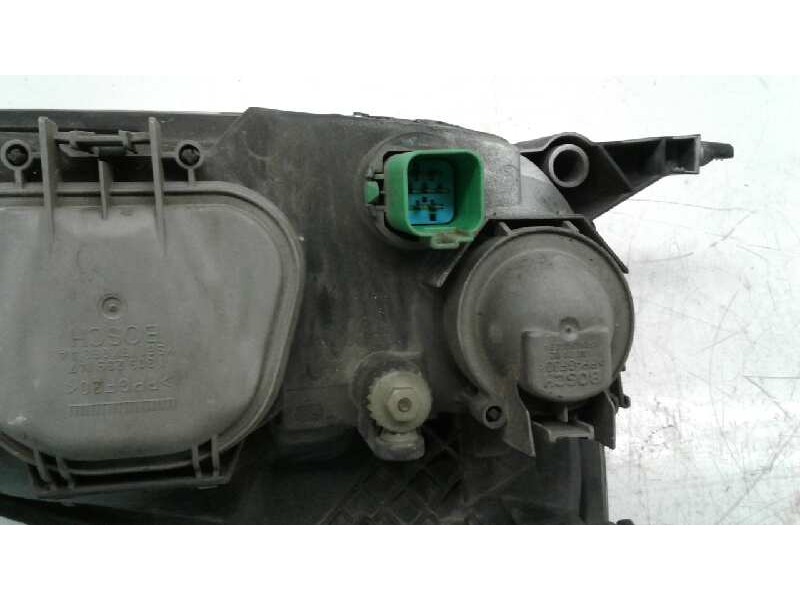 Recambio de faro izquierdo para ford fiesta berlina (dx) básico referencia OEM IAM 1127897  