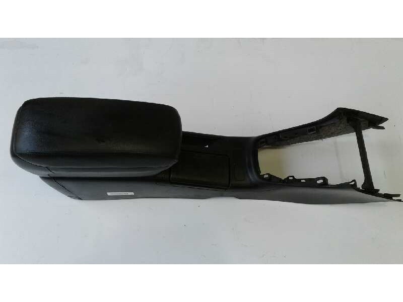 Recambio de consola central para toyota avensis berlina (t25) 2.2 d-4d executive sedán (4-ptas.) referencia OEM IAM   