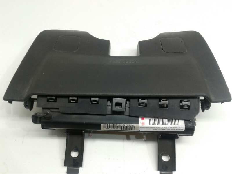 Recambio de airbag de rodilla delantero izquierdo para toyota avensis berlina (t25) 2.2 d-4d executive sedán (4-ptas.) referenci
