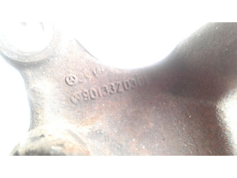 Recambio de mangueta delantera derecha para mercedes sprinter 02.00  caja cerrada 313 cdi (903.661-662) referencia OEM IAM   