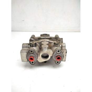 Recambio de valvula aire para iveco eurocargo 150 e 18 referencia OEM IAM DX18 DGM13654SF VALVULA FRENO
