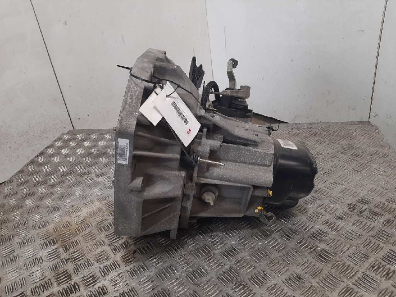 Recambio de caja cambios para dacia sandero 1.5 dci diesel cat referencia OEM IAM JR5351 STOCK STOCK