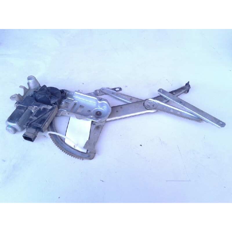 Recambio de elevalunas delantero derecho para opel corsa c blue line referencia OEM IAM 09113360  