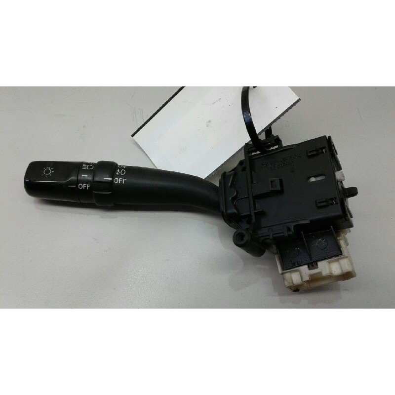 Recambio de mando intermitentes para toyota avensis berlina (t25) 2.2 d-4d executive sedán (4-ptas.) referencia OEM IAM PA6GF30 