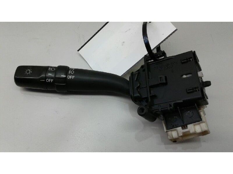 Recambio de mando intermitentes para toyota avensis berlina (t25) 2.2 d-4d executive sedán (4-ptas.) referencia OEM IAM PA6GF30 