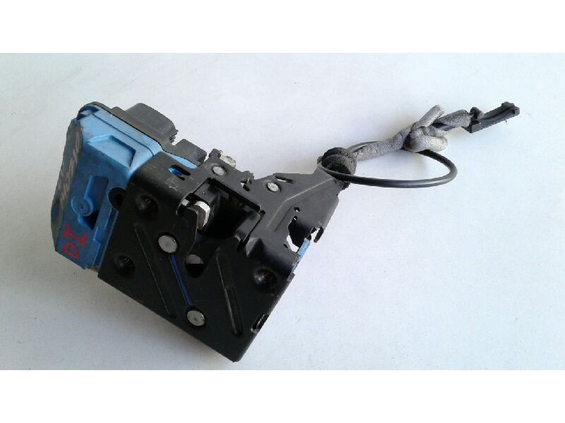 Recambio de cerradura puerta delantera izquierda para volvo xc70 d5 awd kinetic (136kw) referencia OEM IAM   