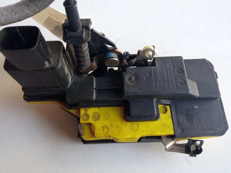 Recambio de cerradura puerta trasera izquierda para volvo xc70 d5 awd kinetic (136kw) referencia OEM IAM   