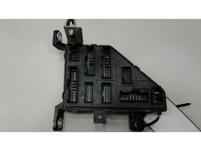 Recambio de centralita bsi para kia sportage lx referencia OEM IAM 919501F510  