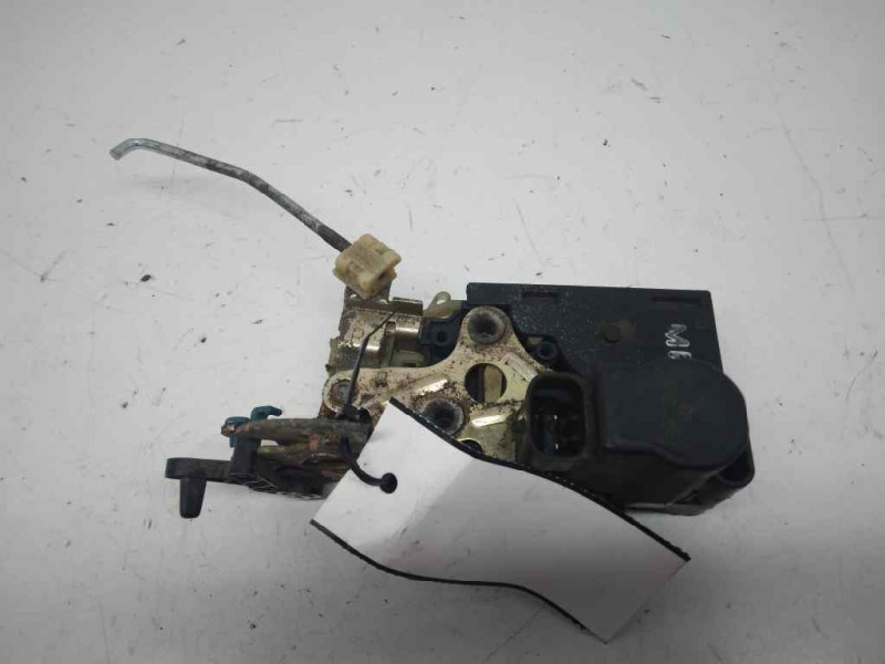 Recambio de cerradura puerta trasera derecha para daewoo nubira berlina cd referencia OEM IAM 96305414  