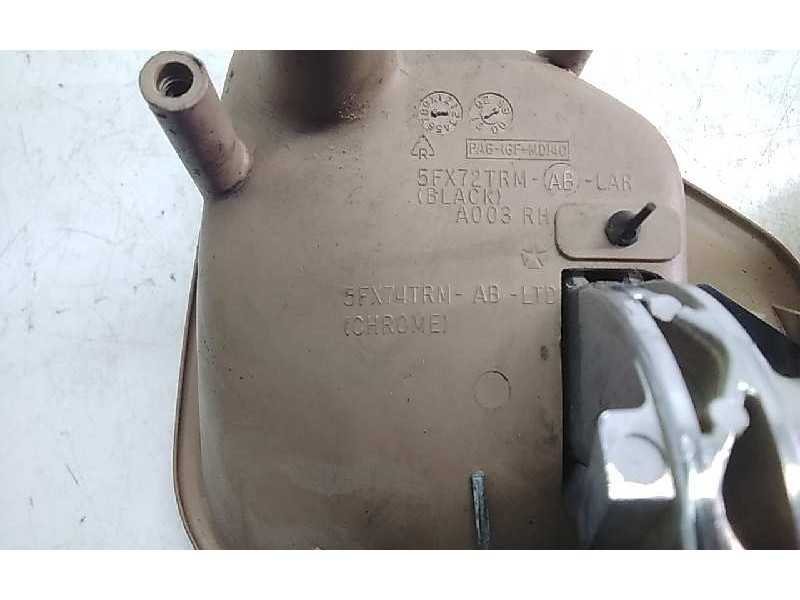 Recambio de maneta interior delantera derecha para jeep gr.cherokee (wj/wg) 3.1 td laredo referencia OEM IAM 5FX747RM  