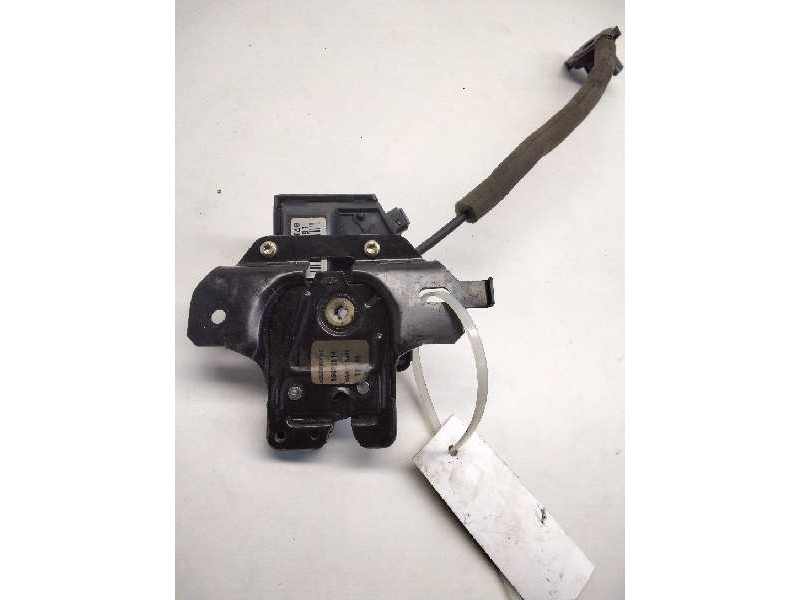 Recambio de cerradura maletero / porton para chevrolet alero 2.4 ltr referencia OEM IAM 16632814  