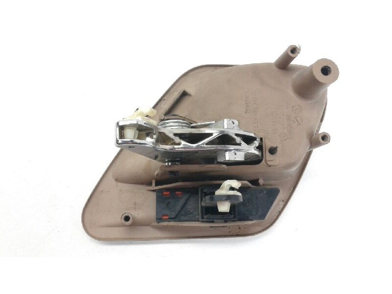 Recambio de maneta interior trasera derecha para jeep gr.cherokee (wj/wg) 3.1 td laredo referencia OEM IAM 5FX72TRM  