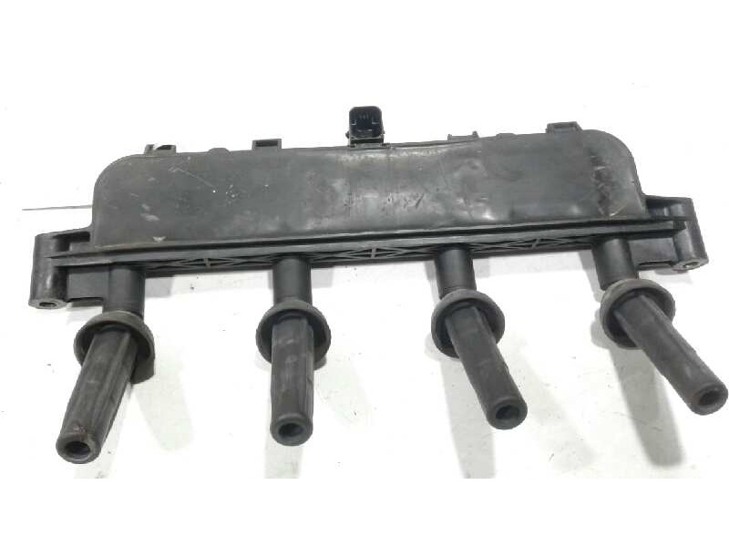 Recambio de bobina encendido para peugeot 206 berlina xn referencia OEM IAM 1543011  
