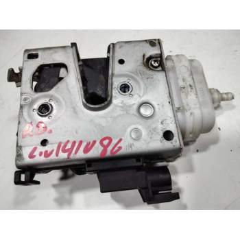 CERRADURA PUERTA DELANTERA DERECHA 8D1837016B 