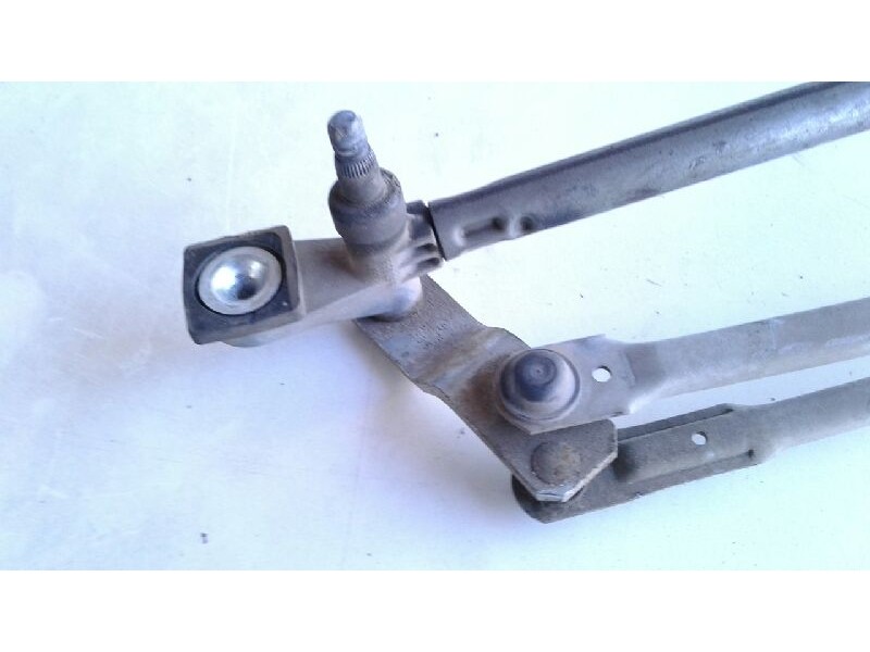 Recambio de motor limpia delantero para ford focus berlina (cap) ambiente (d) referencia OEM IAM 1704578  