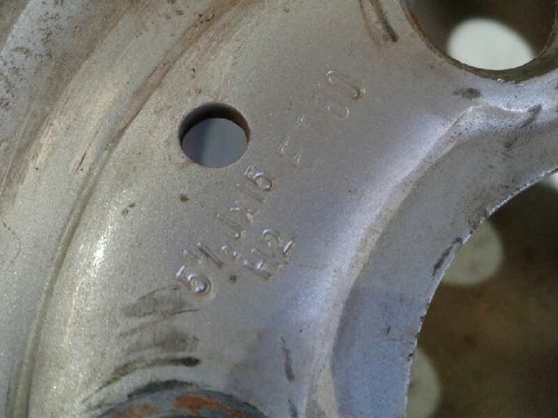 Recambio de llanta hierro para mercedes vito (w638) caja cerrada 108 d  (638.064) referencia OEM IAM 5T15 63840115001 5IJX15H2