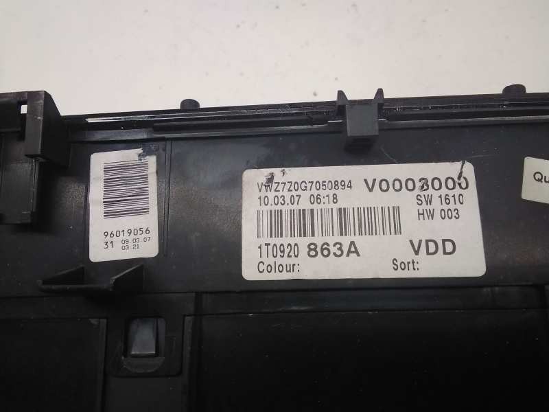 Recambio de cuadro instrumentos para volkswagen caddy ka/kb (2k) kombi referencia OEM IAM V0003000  