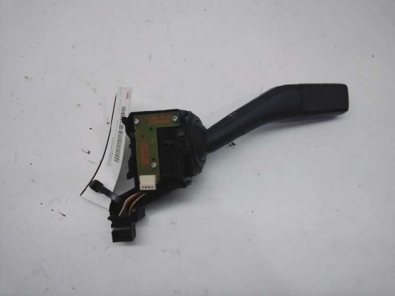 Recambio de mando intermitentes para volkswagen caddy ka/kb (2k) kombi referencia OEM IAM 1K0953513EFKZ  