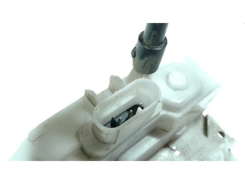 Recambio de cerradura puerta trasera izquierda para hyundai elantra (xd) 2.0 crdi comfort (5-ptas.) referencia OEM IAM 814102D00