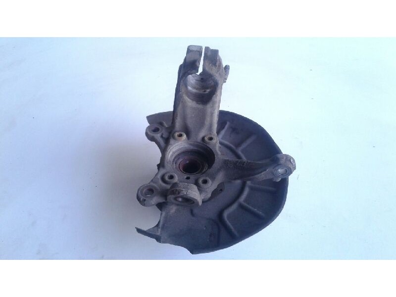 Recambio de mangueta delantera derecha para volkswagen caddy ka/kb (2k) kombi referencia OEM IAM 1K0407256AA  