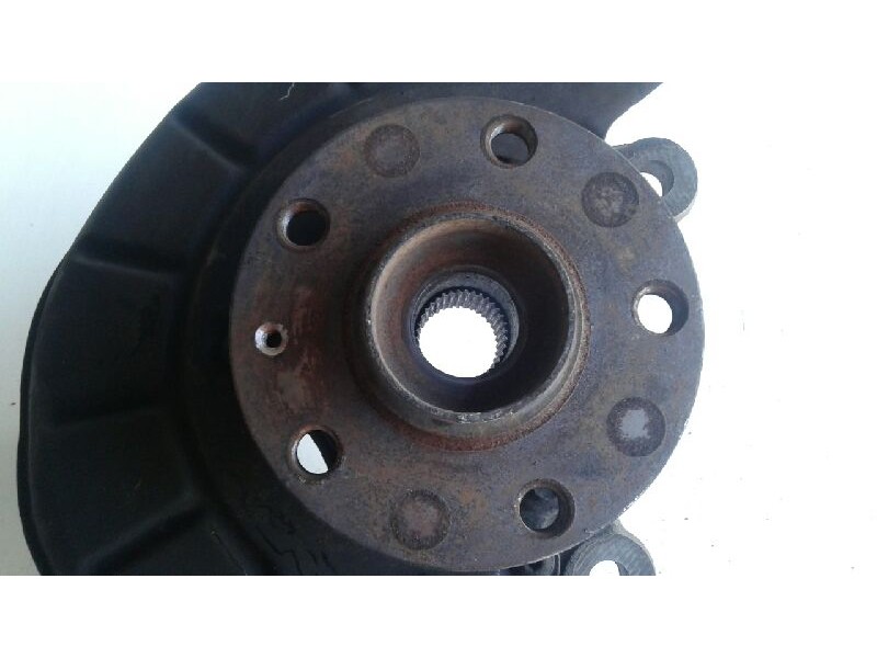 Recambio de mangueta delantera derecha para volkswagen caddy ka/kb (2k) kombi referencia OEM IAM 1K0407256AA  