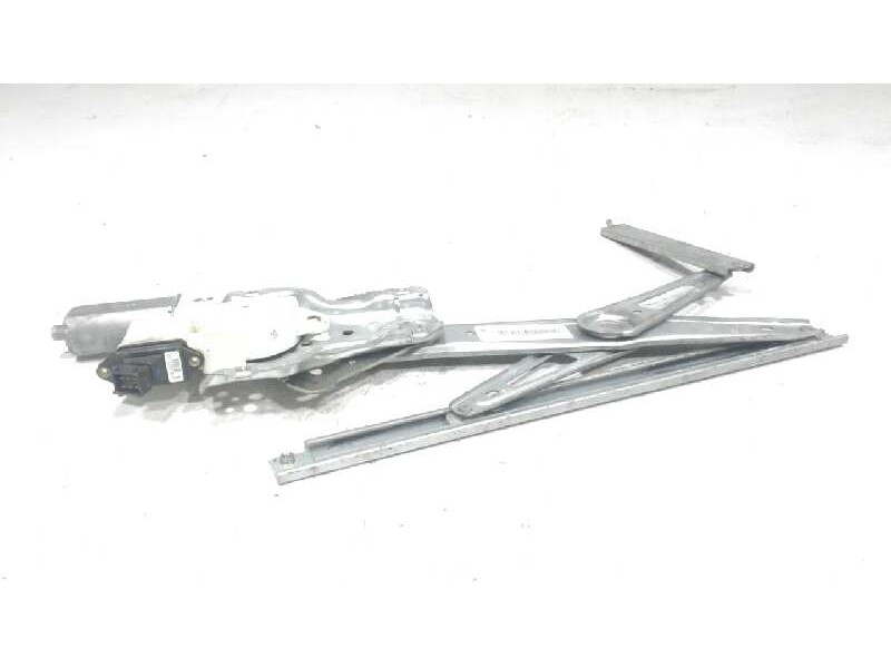 Recambio de elevalunas delantero derecho para toyota corolla (e12) 1.4 d-4d luna compact referencia OEM IAM 6981002130  