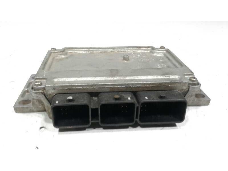 Recambio de centralita motor uce para citroen c3 1.4 16v sensodrive sx plus referencia OEM IAM 0076102  